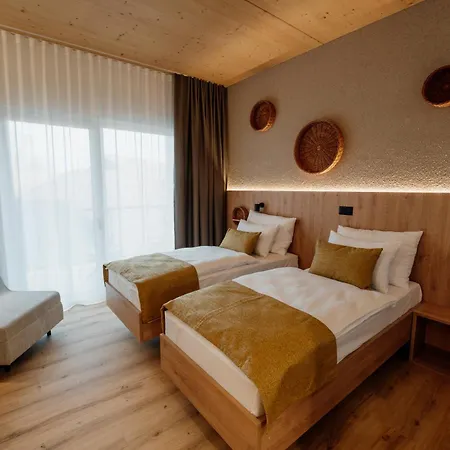 Hotel Narcisa 4*